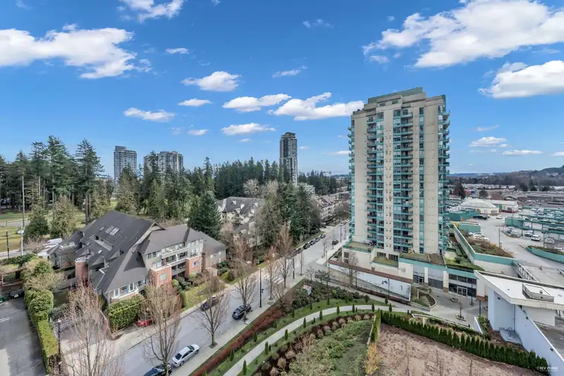 1107 1178 HEFFLEY CRESCENT - photo 1 of 25