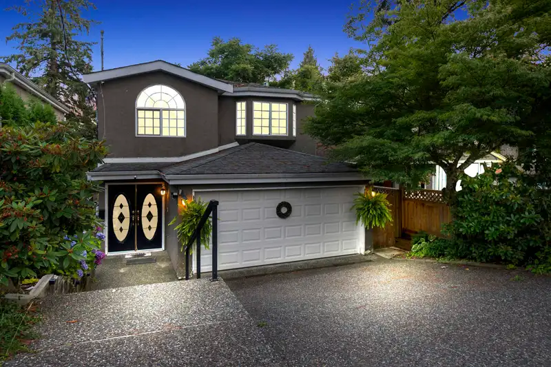 1883 WESTOVER ROAD - photo 1 of 39