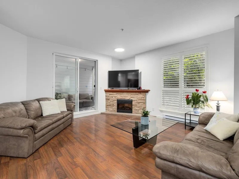 207 1175 55 STREET - photo 2 of 25