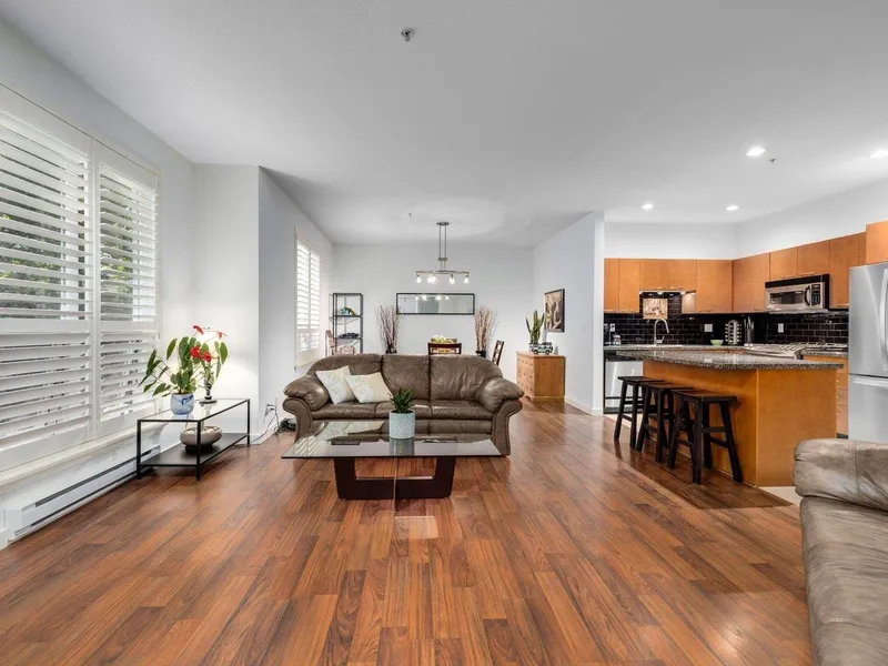 207 1175 55 STREET - photo 4 of 25