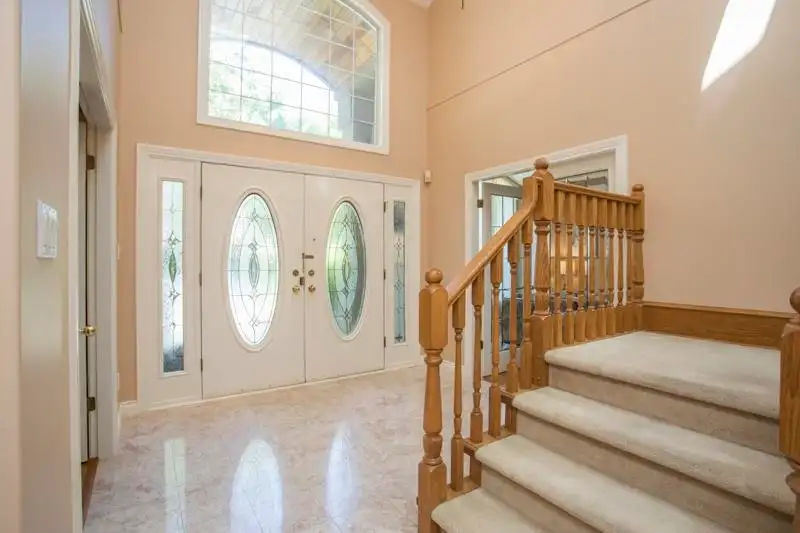 5648 MUSGRAVE CRESCENT - photo 2 of 39