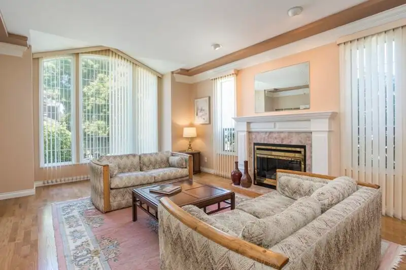 5648 MUSGRAVE CRESCENT - photo 3 of 39