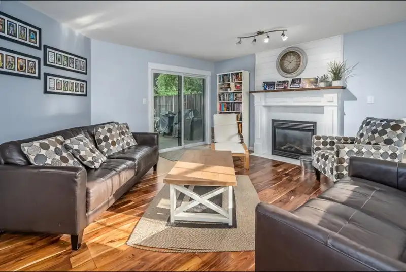 35452 STRATHCONA COURT - photo 4 of 40