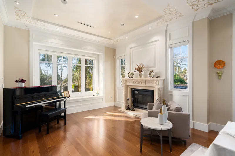 3287 W 38TH AVENUE - photo 4 of 25