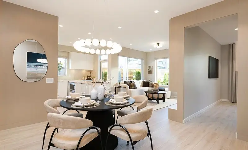 105 2388 152A STREET - photo 3 of 9