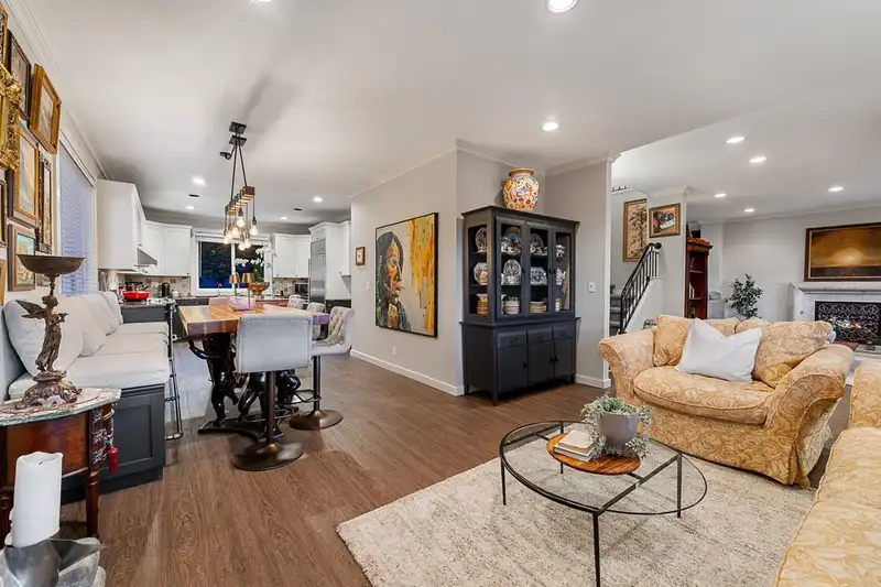 1075 ESPLANADE AVENUE - photo 4 of 35