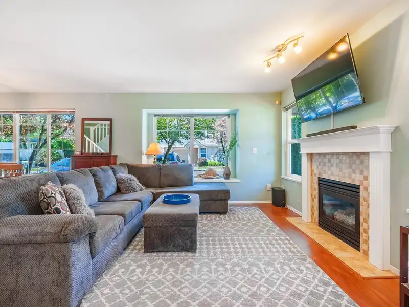 47 23085 118 AVENUE - photo 3 of 20