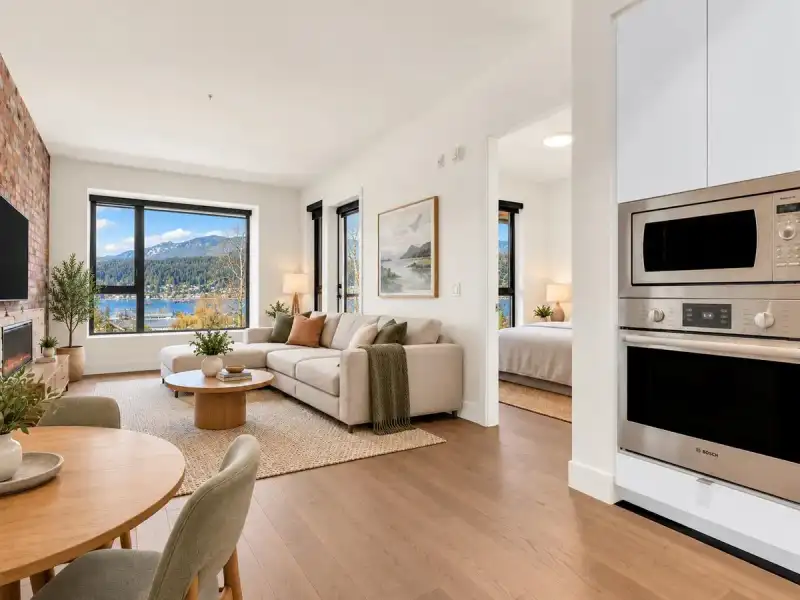 407 83 MOODY STREET - photo 1 of 37