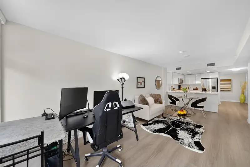 507 8699 HAZELBRIDGE WAY - photo 3 of 17