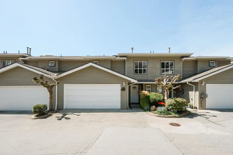 1119 CLERIHUE ROAD - photo 1 of 36