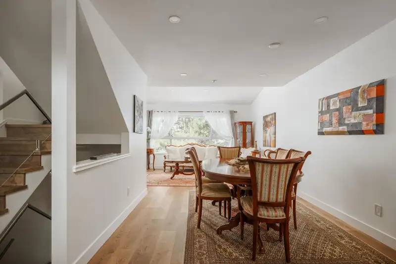 1119 CLERIHUE ROAD - photo 4 of 36