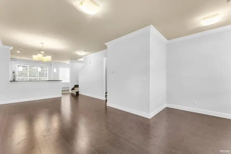 #43 19560 68 AVENUE - photo 4 of 38