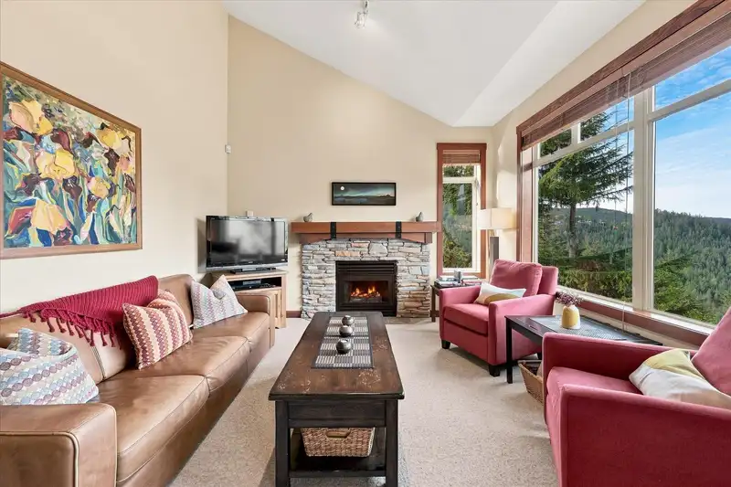 7 2323 TALUSWOOD PLACE - photo 3 of 40