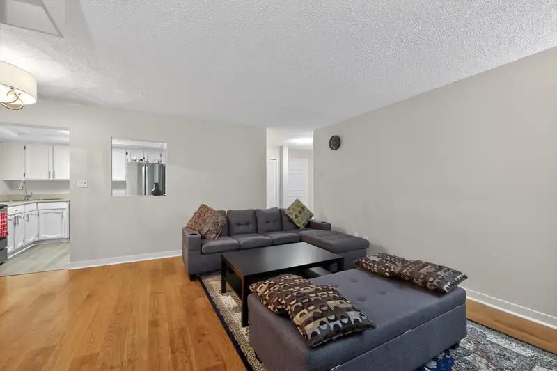 104 1390 MARTIN STREET - photo 3 of 25