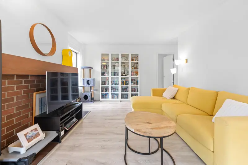 125 7431 MINORU BOULEVARD - photo 4 of 25