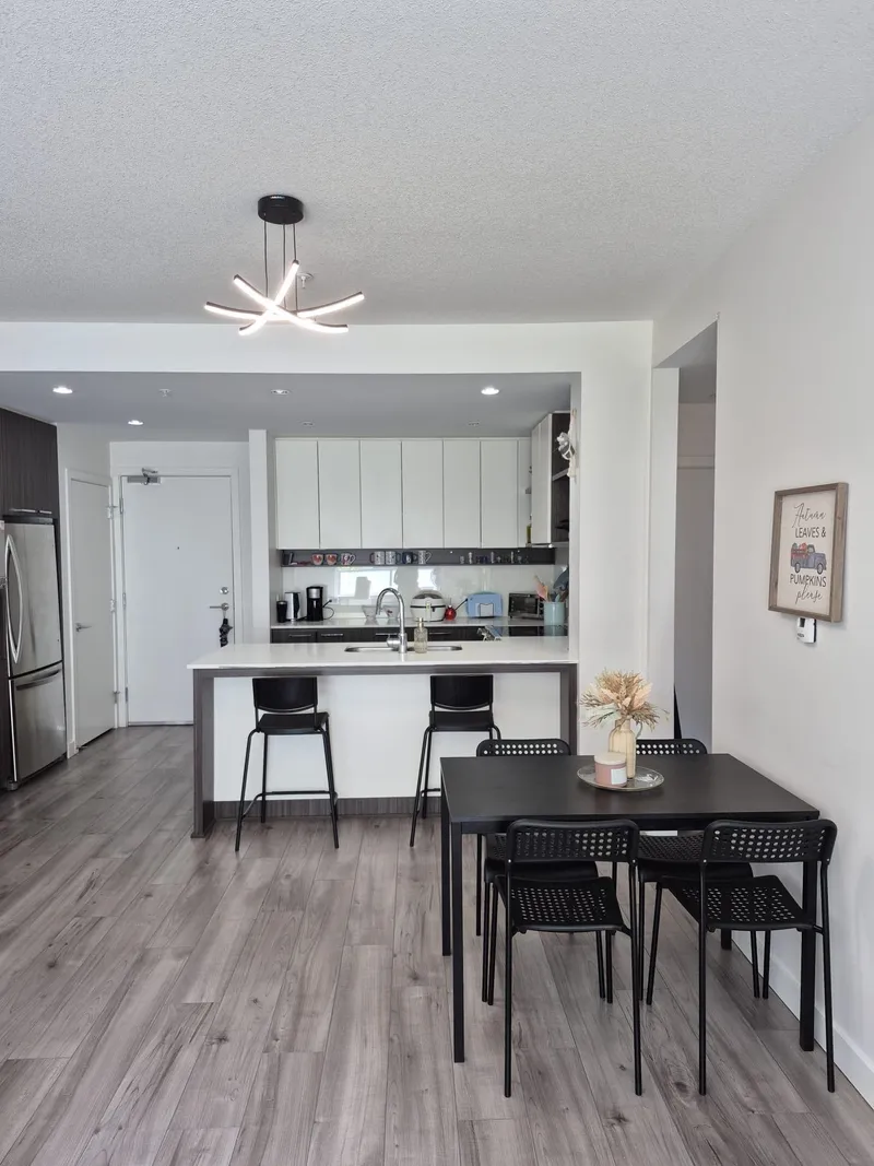 209 9250 UNIVERSITY HIGH STREET - photo 4 of 21