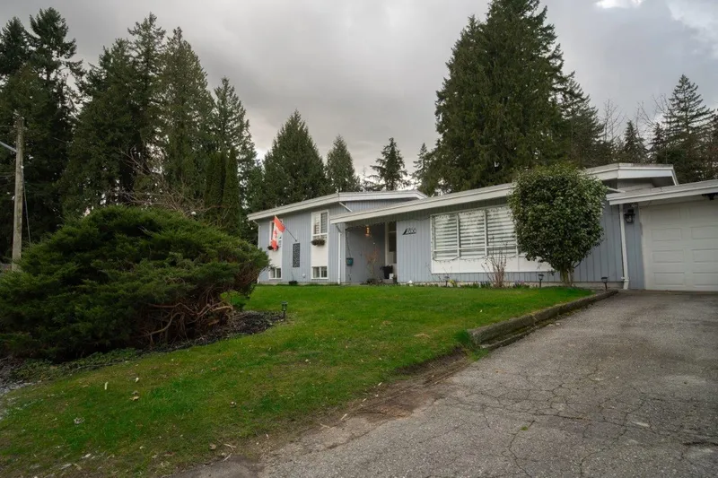 1856 WINDERMERE AVENUE - photo 2 of 25