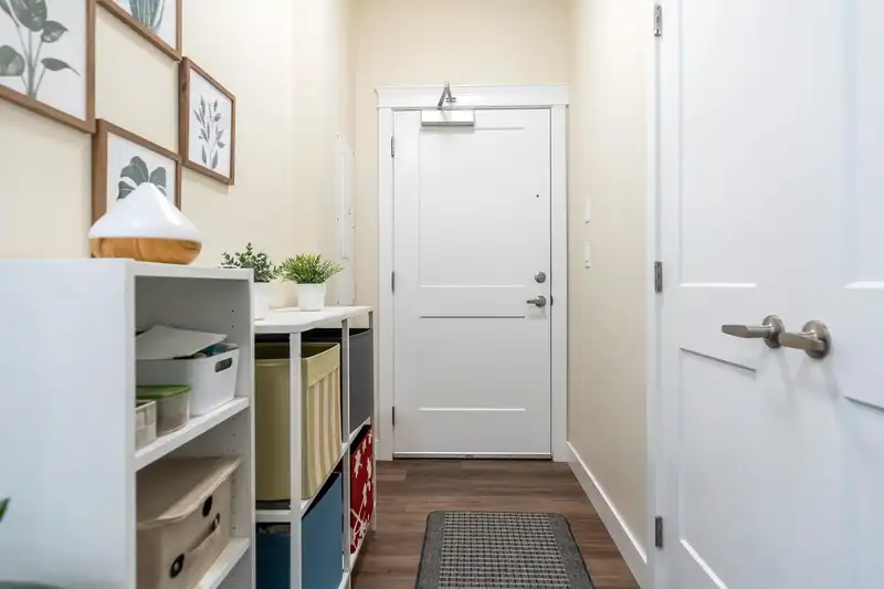 313 11077 RAVINE ROAD - photo 4 of 31
