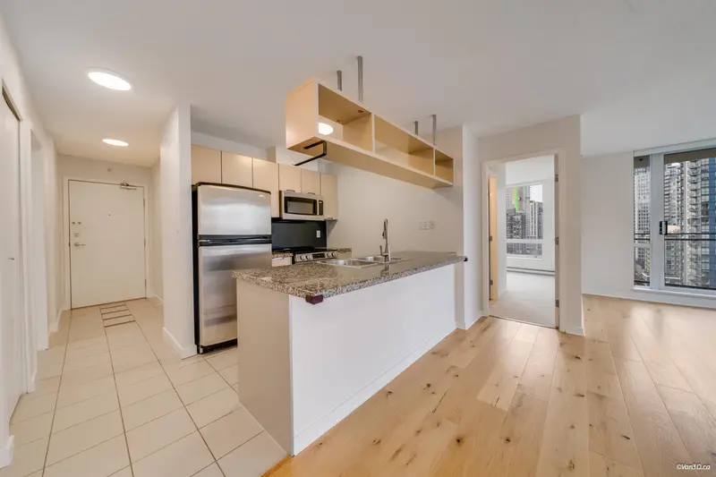 1710 1082 SEYMOUR STREET - photo 3 of 25