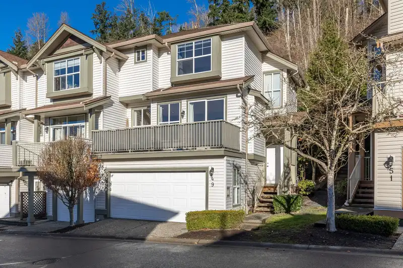 49 35287 OLD YALE ROAD - photo 1 of 40