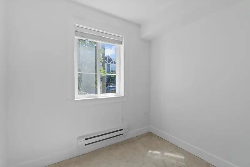 9 8699 158 STREET - photo 2 of 31