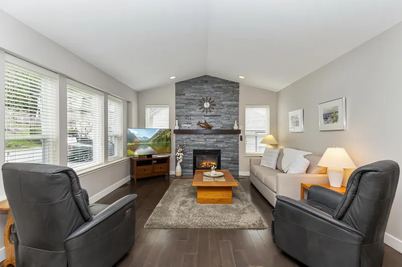 4 36099 MARSHALL ROAD - photo 3 of 25