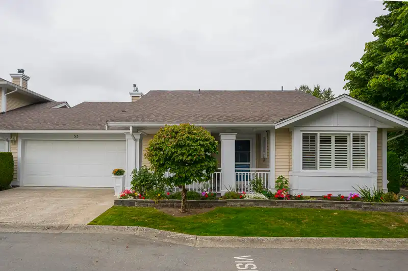 53 6885 184 STREET - photo 1 of 22
