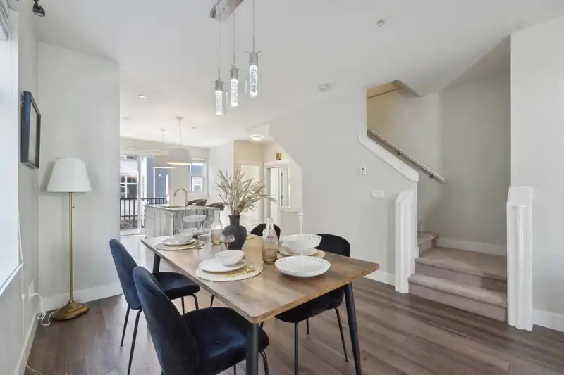 12 20852 77A AVENUE - photo 4 of 24