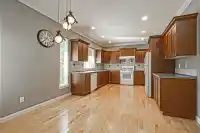 3303 148A STREET - thumbnail 3
