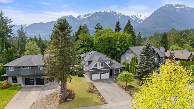 1070 GLACIER VIEW DRIVE - photo 4 of 40