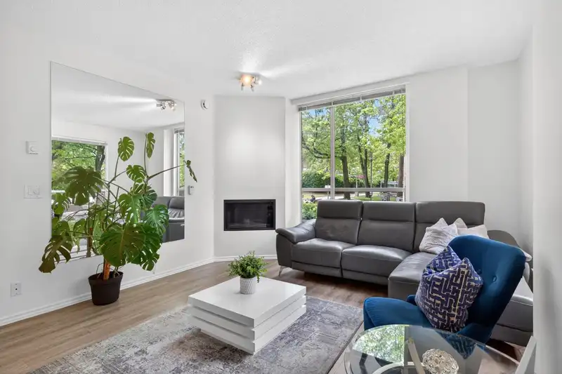 201 2668 ASH STREET - photo 1 of 38