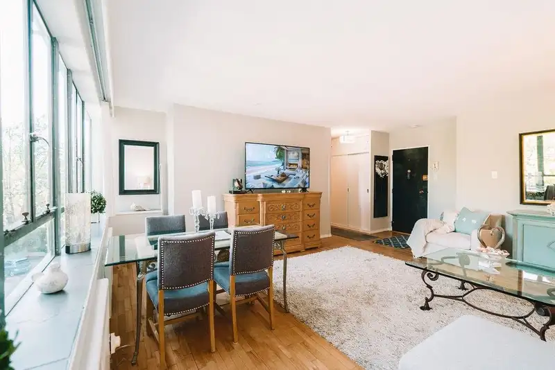 310 1445 MARPOLE AVENUE - photo 1 of 34