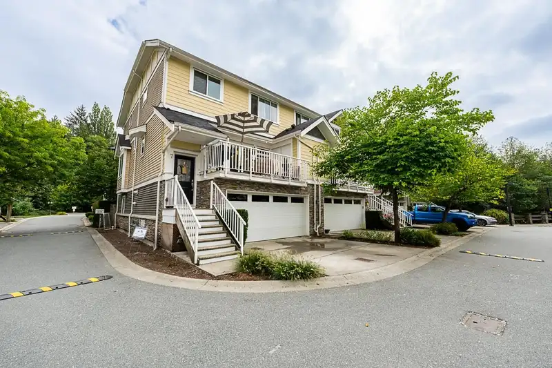 7 9584 216 STREET - photo 4 of 40