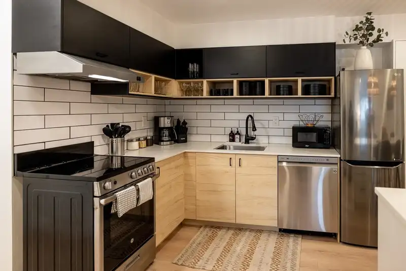 100 2021 KAREN CRESCENT - photo 3 of 18