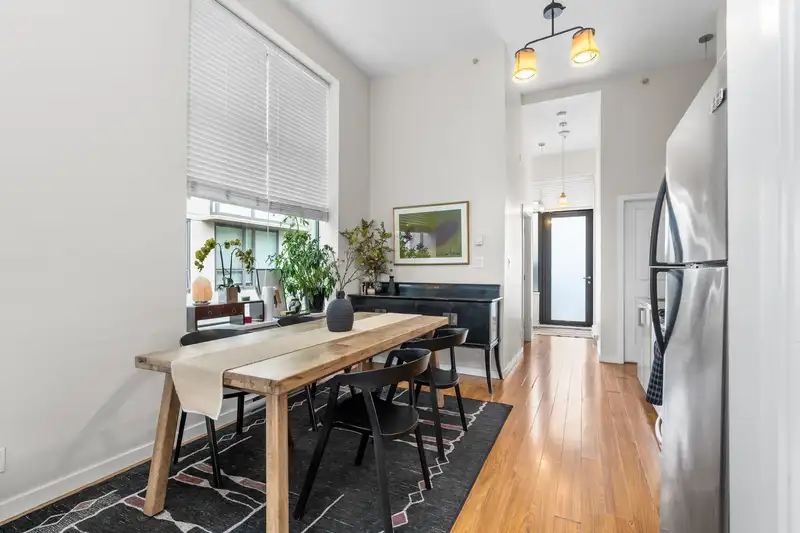 203 1068 W BROADWAY - photo 2 of 27
