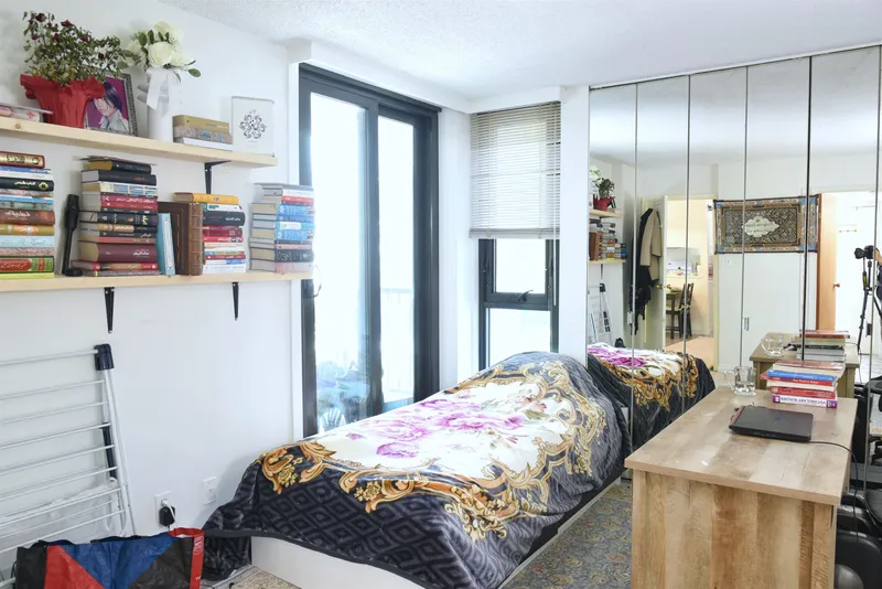 204 6455 WILLINGDON AVENUE - photo 4 of 19