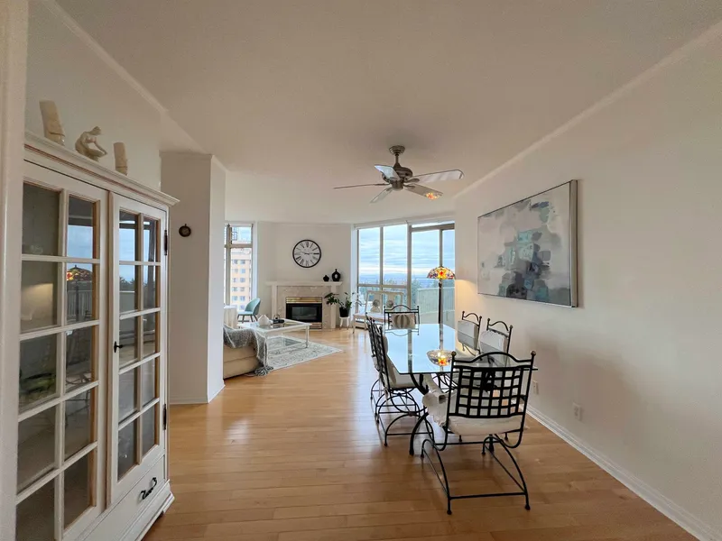 2302 6188 PATTERSON AVENUE - photo 2 of 25