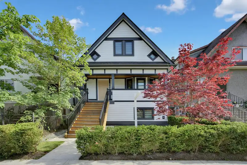 2170 ADANAC STREET - photo 1 of 28