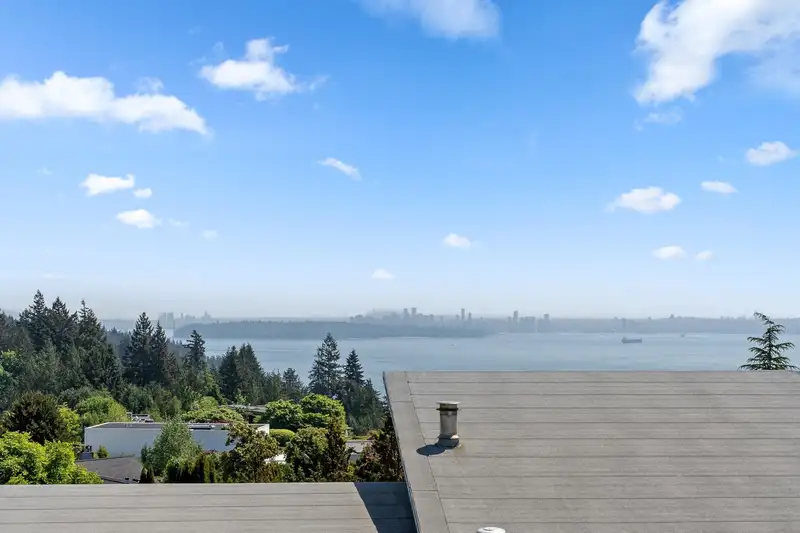 4222 ROCKRIDGE ROAD - photo 3 of 29
