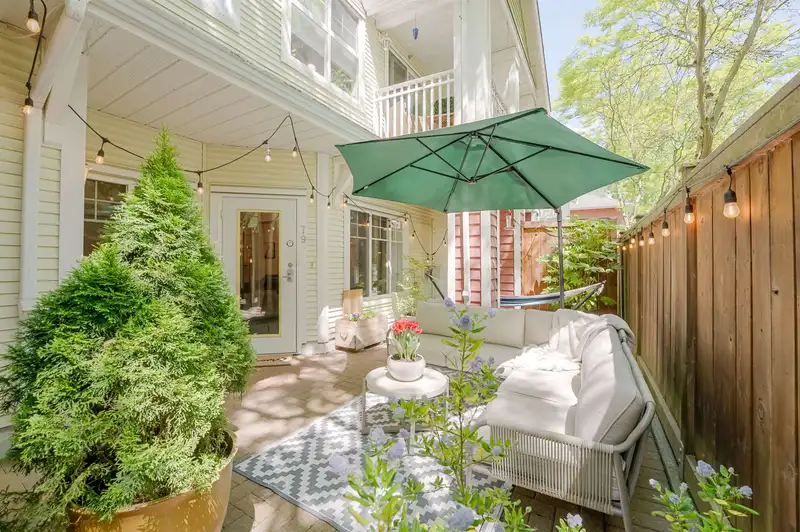 79 620 QUEENS AVENUE - photo 2 of 28