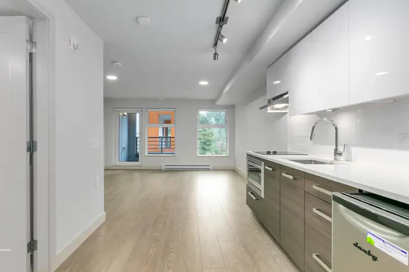 227 10928 132 STREET - photo 2 of 24