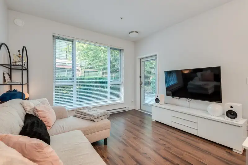 123 5355 LANE STREET - photo 2 of 27