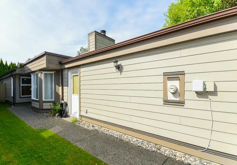 9 9880 PARSONS ROAD - photo 2 of 26