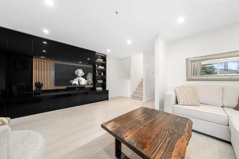 19 12188 HARRIS ROAD - photo 4 of 25