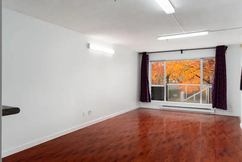 112 7800 ST. ALBANS ROAD - photo 2 of 18