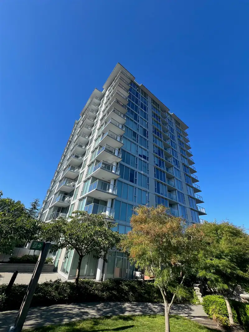 1601 8288 GRANVILLE AVENUE - photo 1 of 21