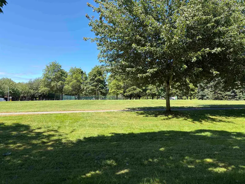 51 5840 DOVER CRESCENT - photo 1 of 1