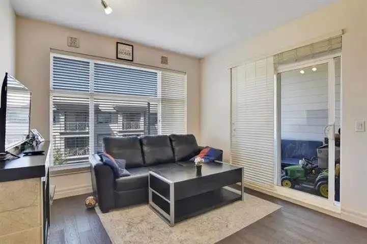 421 2343 ATKINS AVENUE - photo 3 of 19