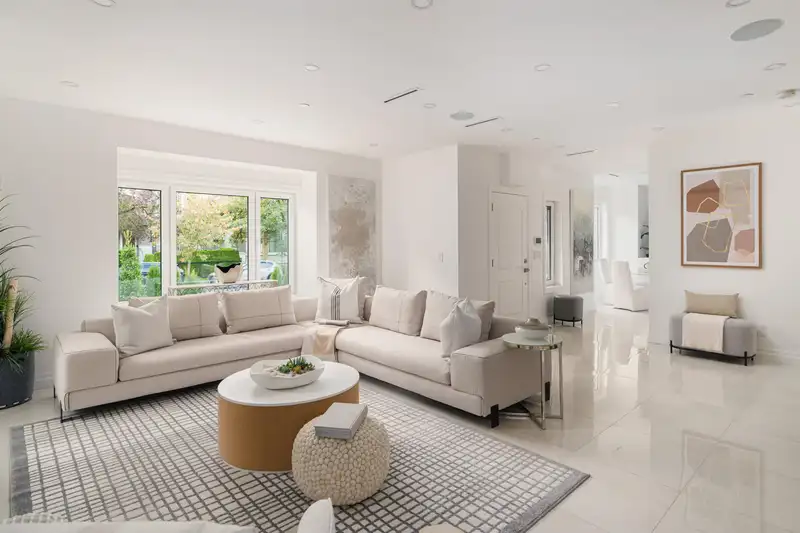 2525 W 8TH AVENUE - photo 4 of 20
