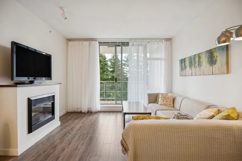 1407 280 ROSS DRIVE - photo 1 of 24